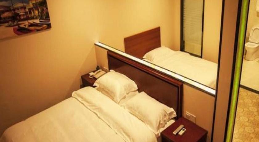 Greentree Inn Wuhu Fangte Second Phase Nanxiang Wanshang Express Hotel Exteriör bild